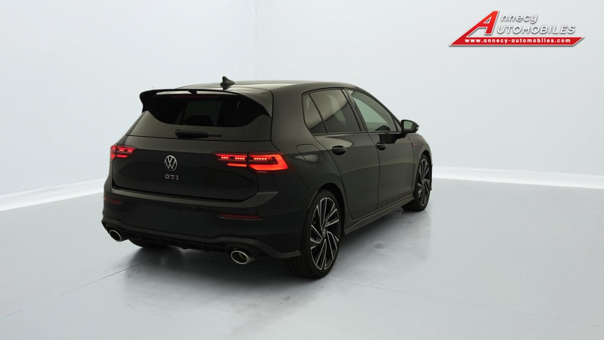 Volkswagen Golf - 8 2.0 TSI 300 DSG7 GTI CLUBSPORT