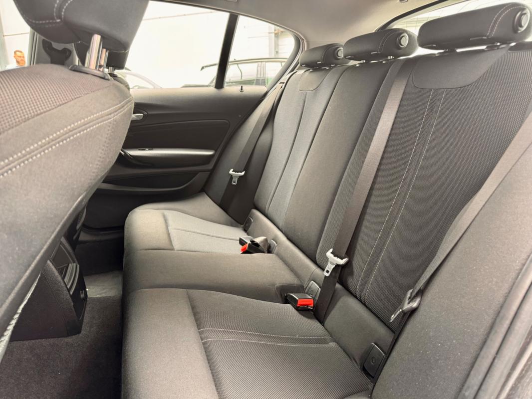 BMW Série 1 - 116 D BUSINESS BVA8