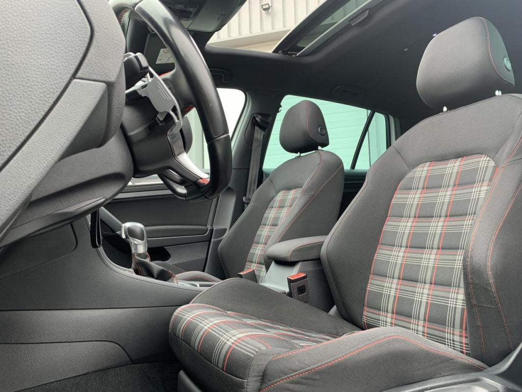 Volkswagen Golf - VII 230 CH GTI PERFORMANCE - GARANTIE 6 MOIS
