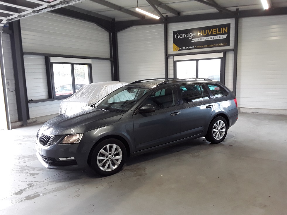 SKODA OCTAVIA - COMBI 2.0 TDI 150 CV BUSINESS BVA7 (2020)